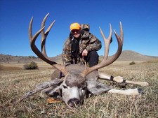 Another good look at John's trophy mule deer.