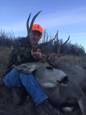 <p>Jerry Wasson with his 2015 Wyoming Mulie</p>