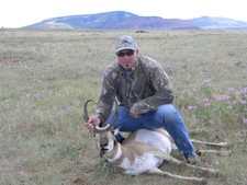 Mr. Templeton harvested this nice buck antelope with his bow on the first day of his hunt.  Archery antelope hunting can be a very challenging hunt especially if the weather doesn't cooperate.